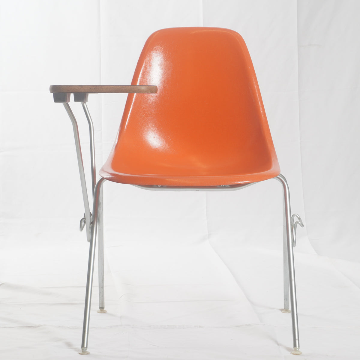 Vintage Herman Miller Shell Chair with Table