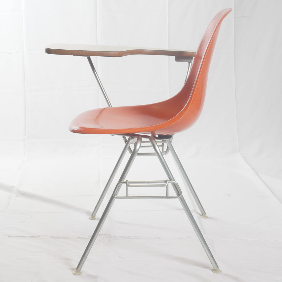 Vintage Herman Miller Shell Chair with Table