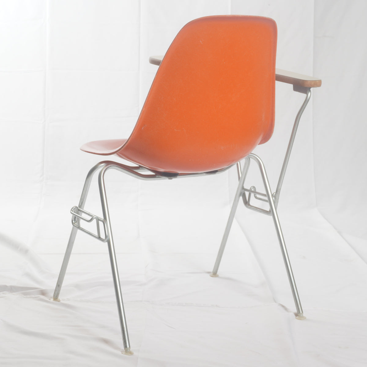Vintage Herman Miller Shell Chair with Table
