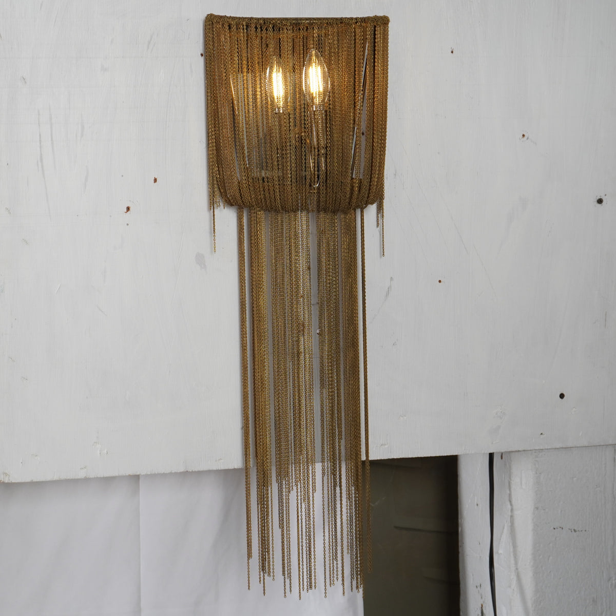 Clutch Modern Alee Large Sconce Staggered Draped Chain