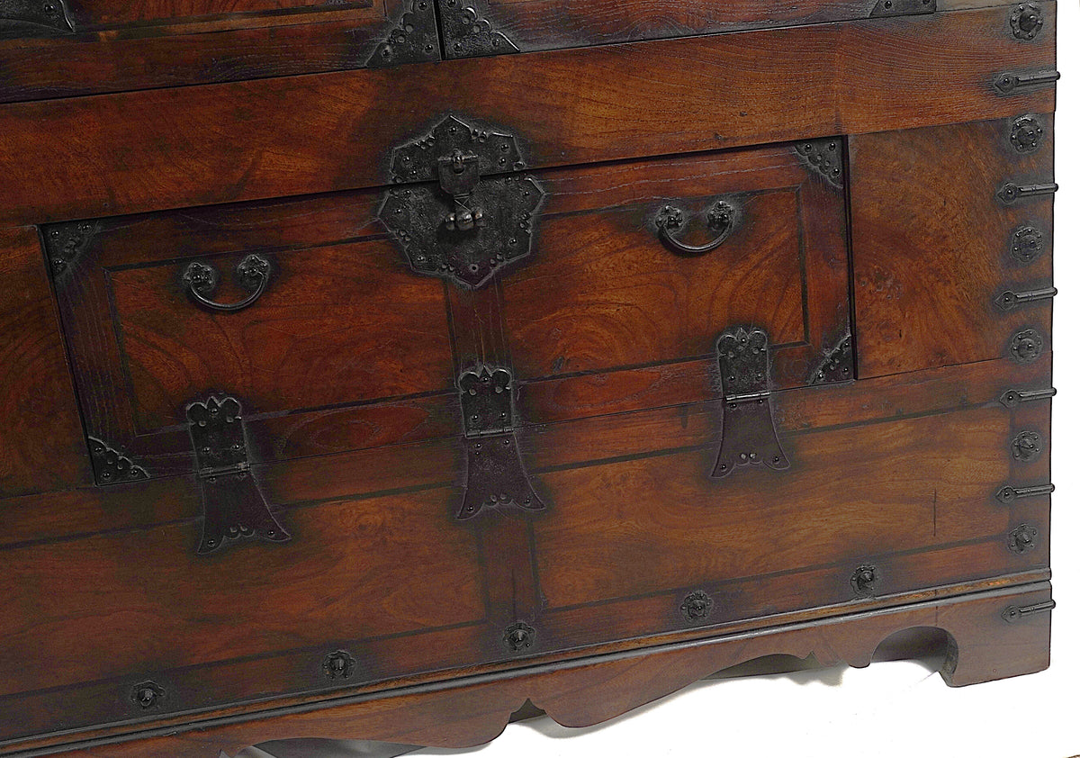 Vintage Korean Jeonju Bandaji Scholar's Chest