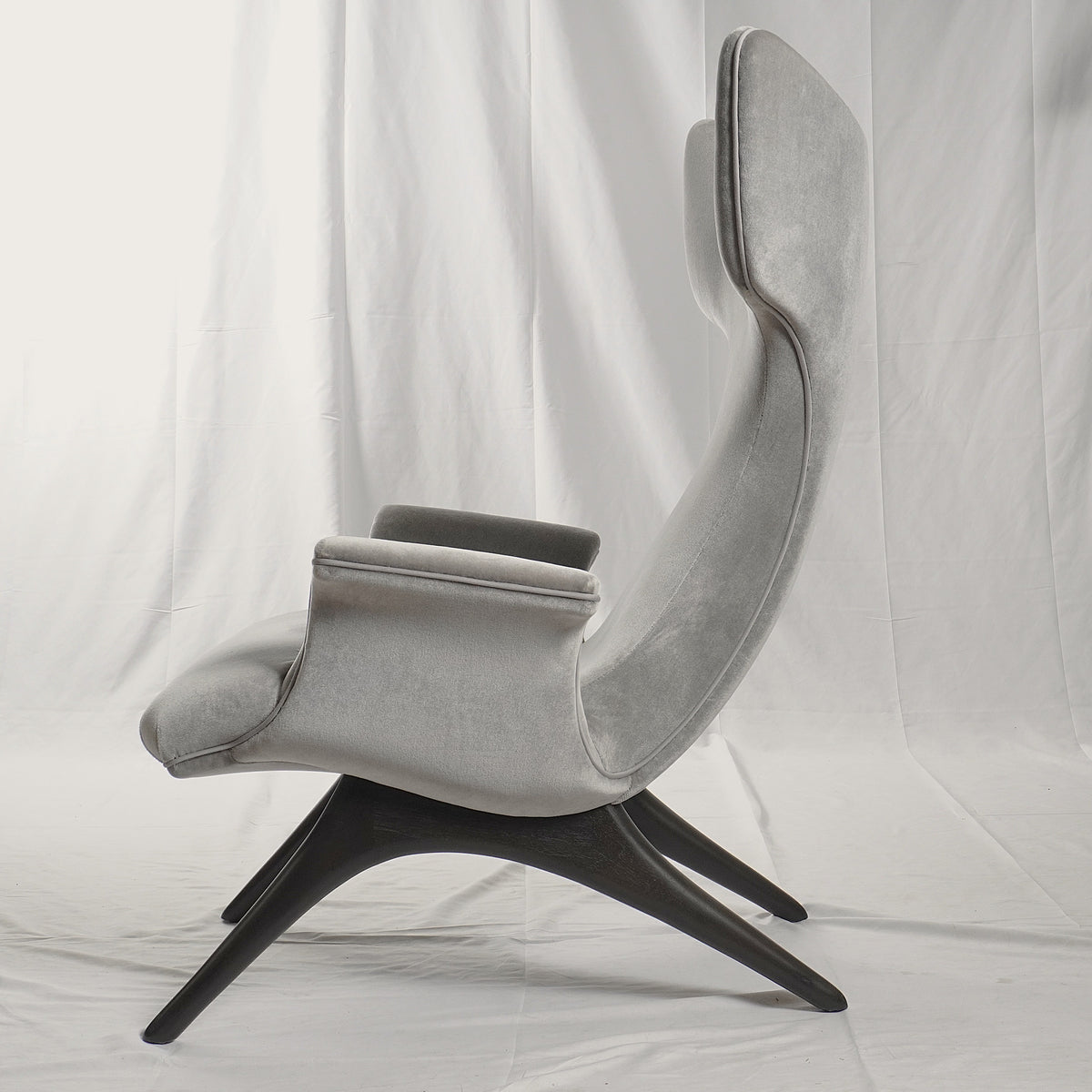 Vladimir Kagan Ondine Chair from Holly Hunt