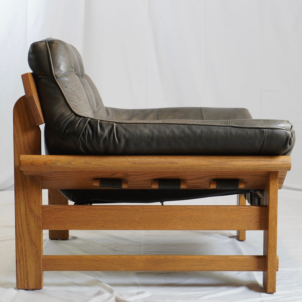 Lawson-Fenning Ojai Lounge Chair