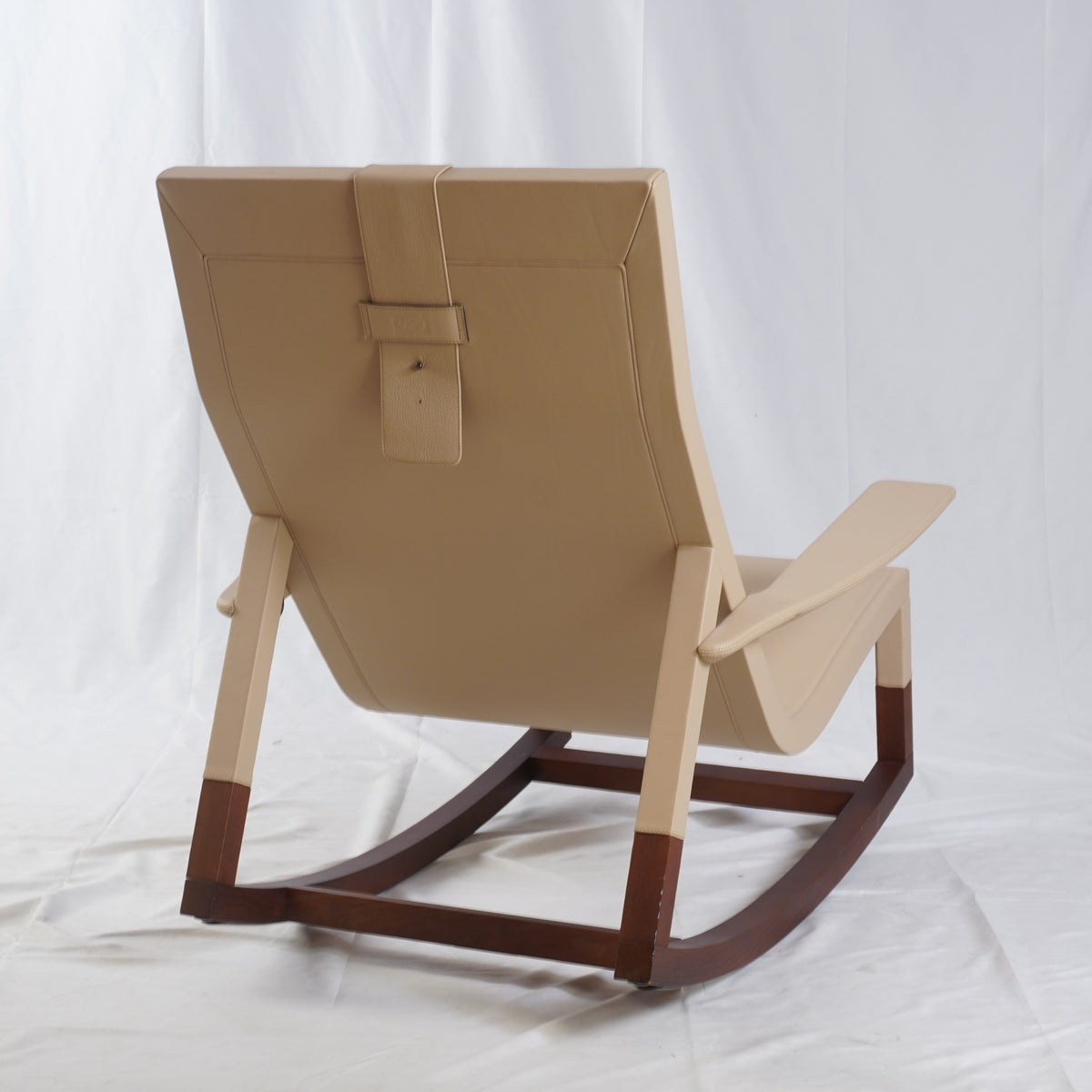 Poltrona Frau 'Don'do' Rocking Chairs, Pair of