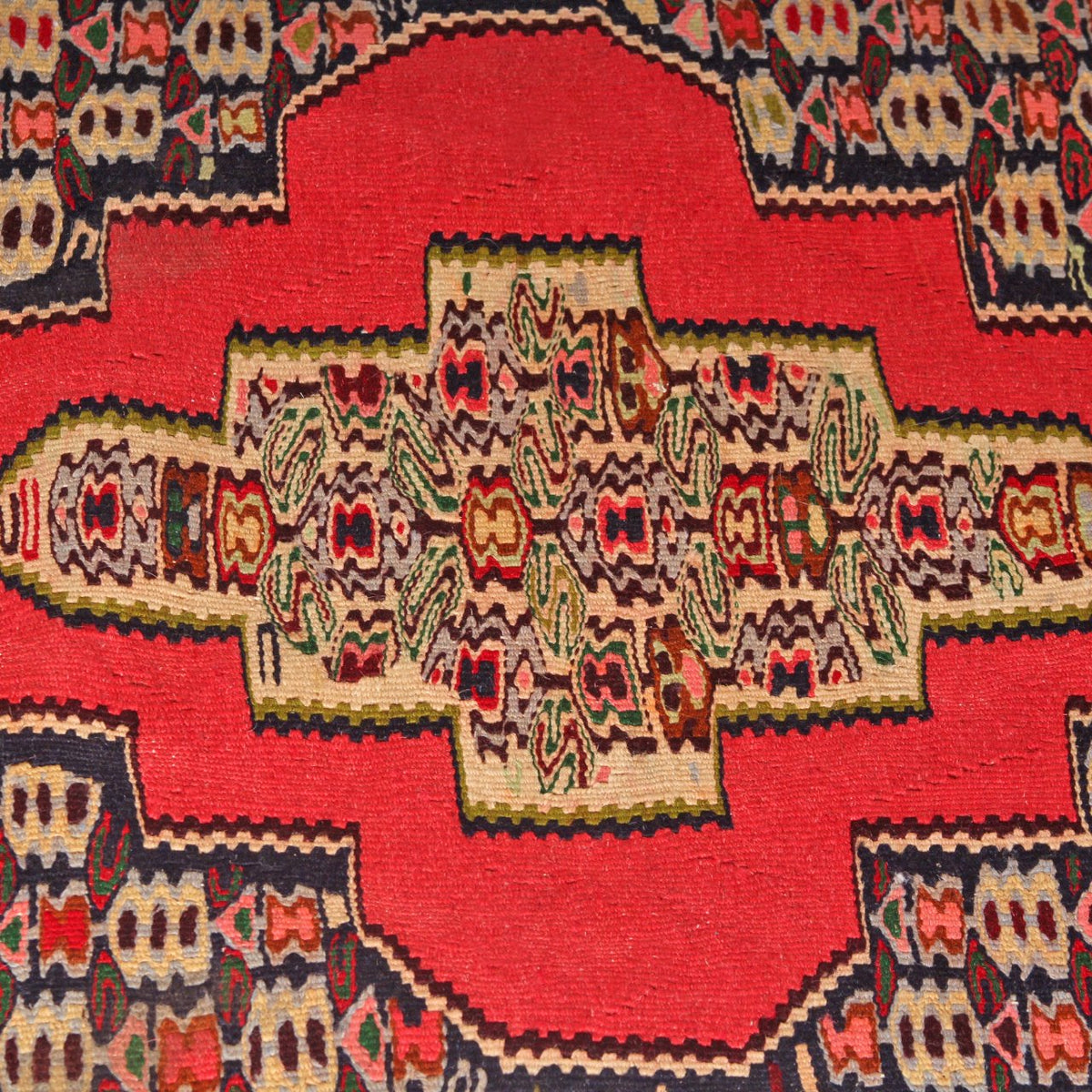 Hand Knotted Meshkin Persian Wool Runner Carpet (2 ft 8 in x 9 ft 6 in)