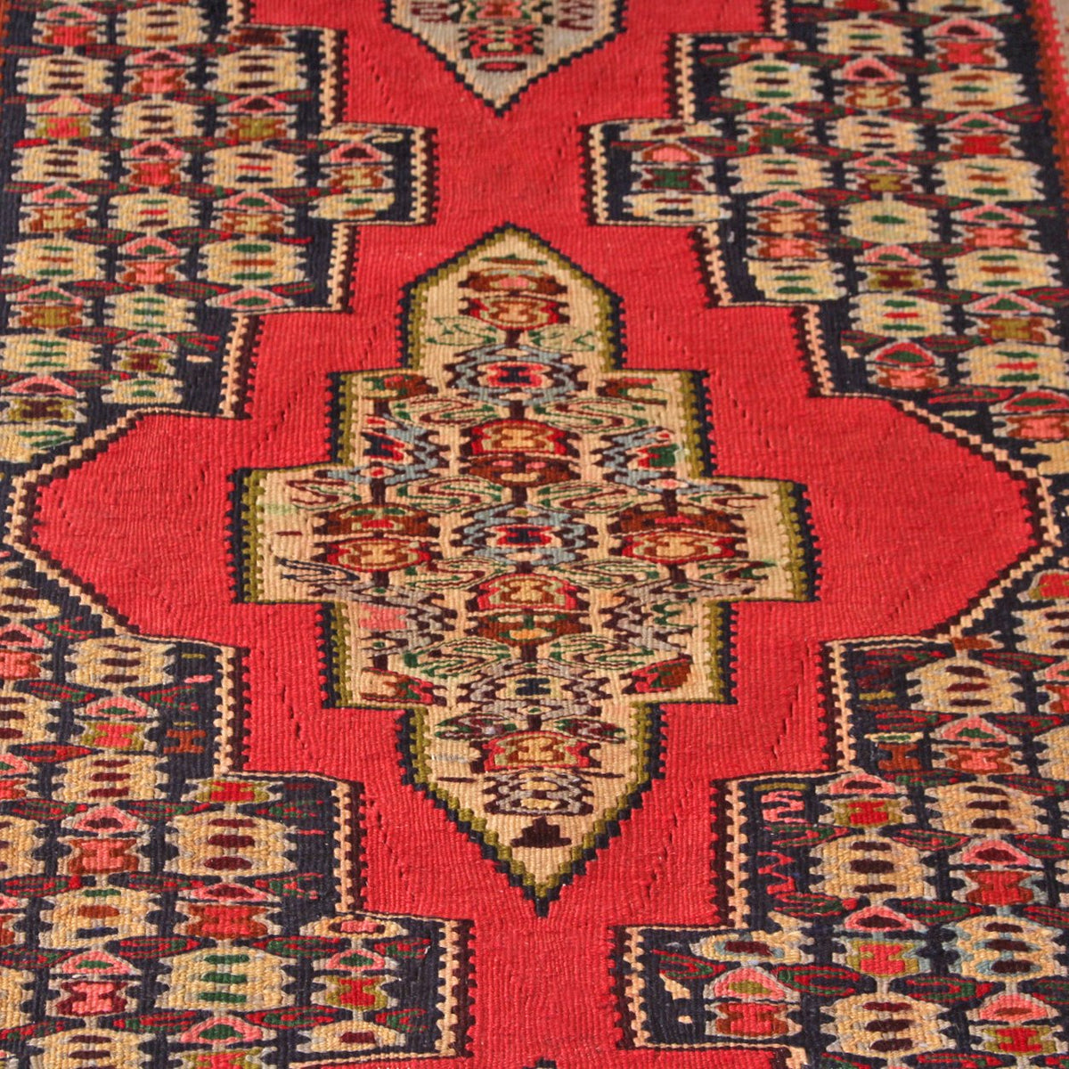 Hand Knotted Meshkin Persian Wool Runner Carpet (2 ft 8 in x 9 ft 6 in)
