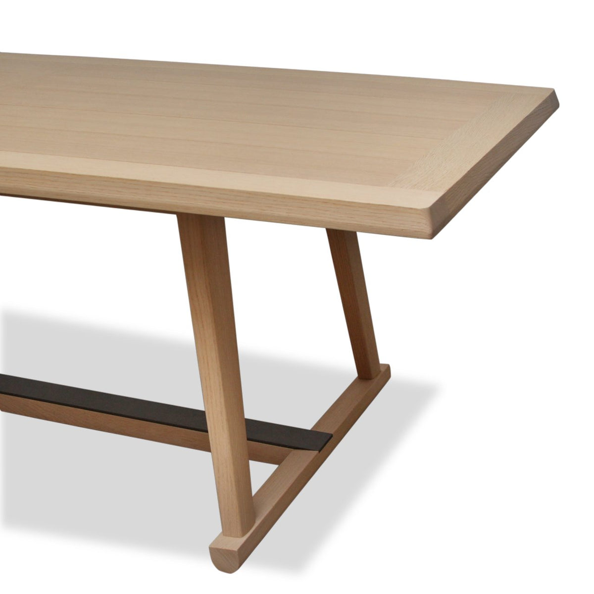 Maxalto Recipio 14 Oak Dining Table by Antonio Citterio