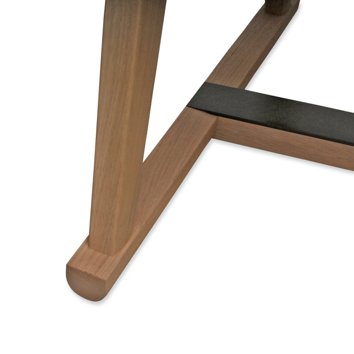 Maxalto Recipio 14 Oak Dining Table by Antonio Citterio