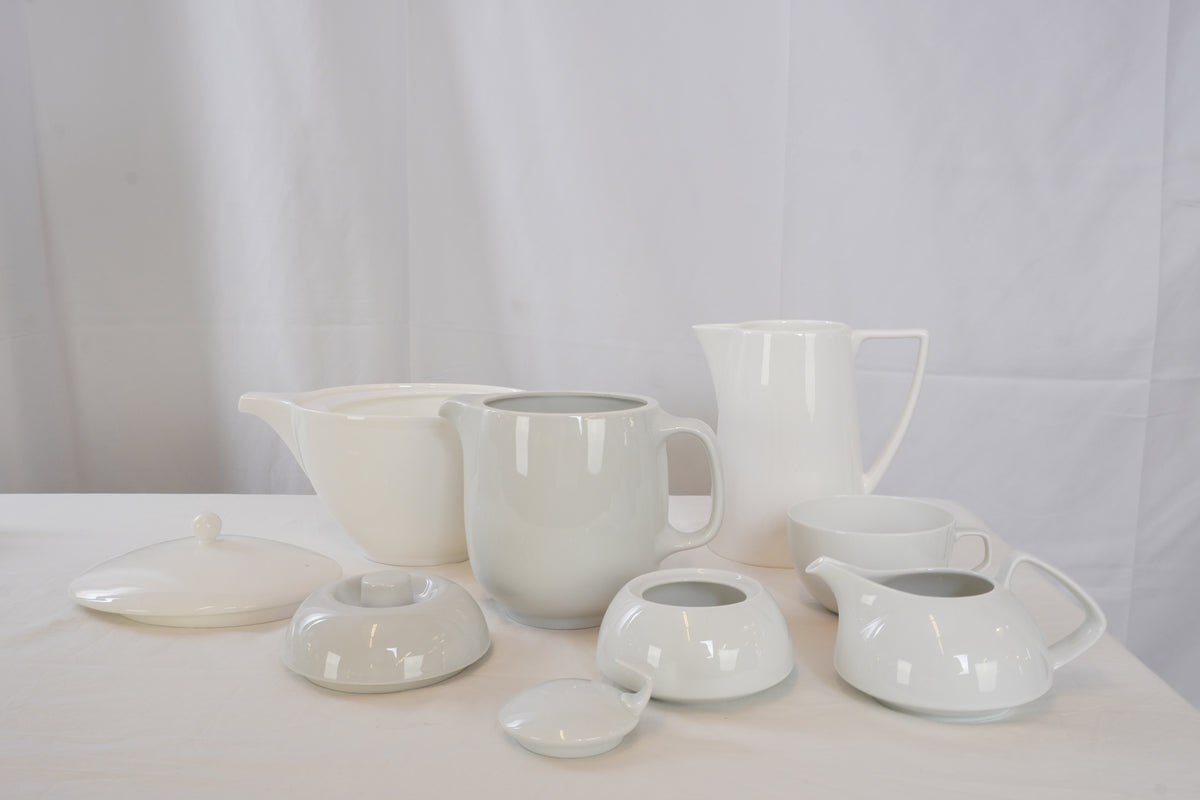 Vintage Rosenthal and Wedgwood Dinnerware Collection, 29 pcs