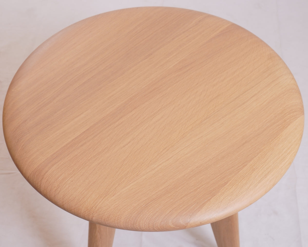 Benchmark Furniture Iklwa Side Table