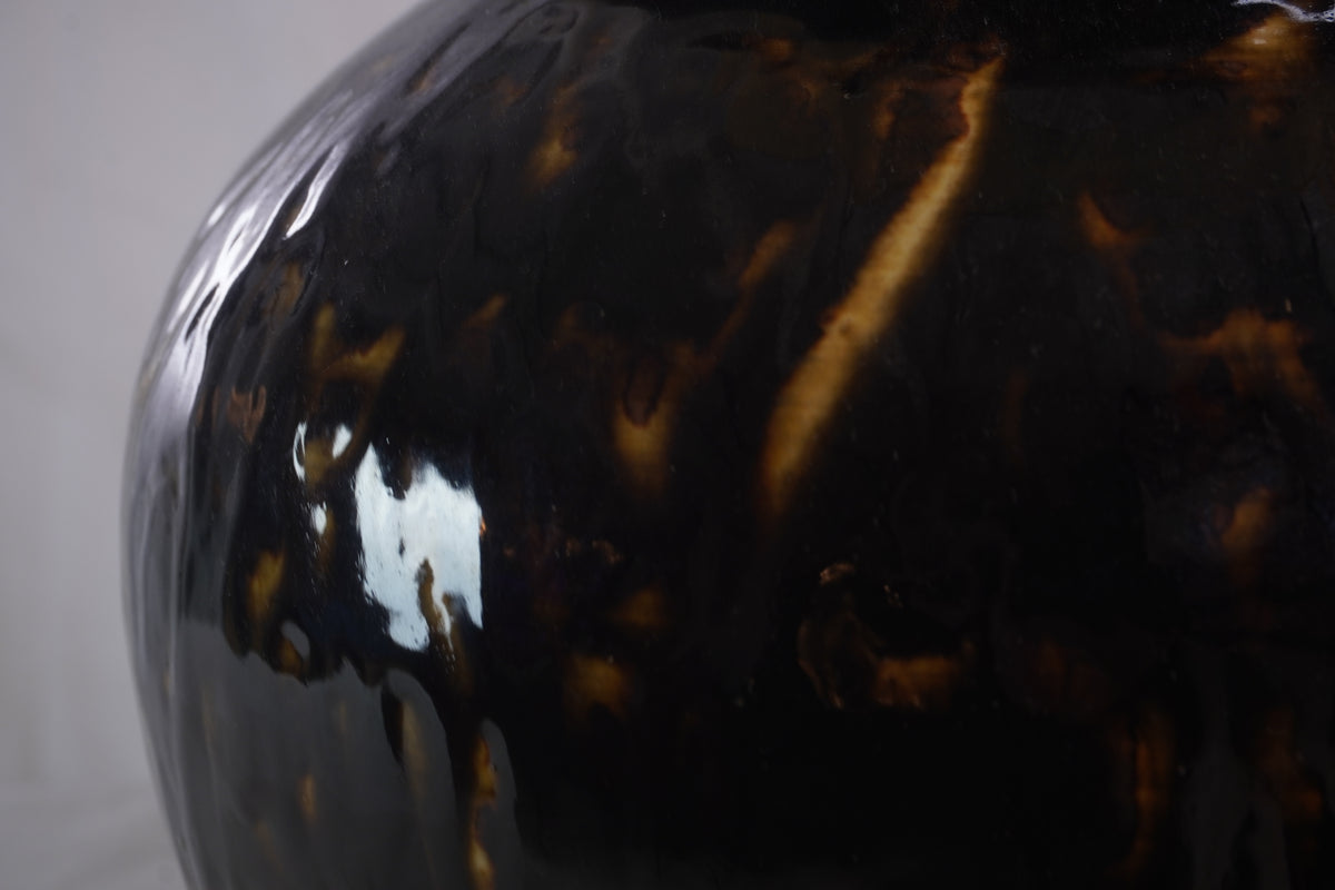 VAUGHAN DESIGNS Avebury Gourd Tortoiseshell Table Lamp