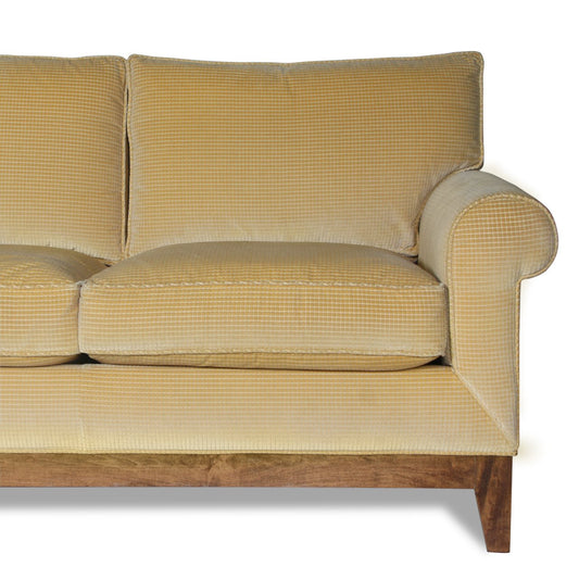 Mason-Art 8505 Sofa Upholstered in Velvet
