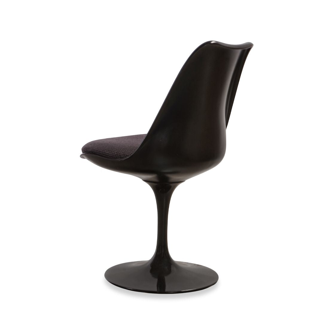 Eero Saarinen Tulip Side or Dining Chairs by Knoll, Set of 4