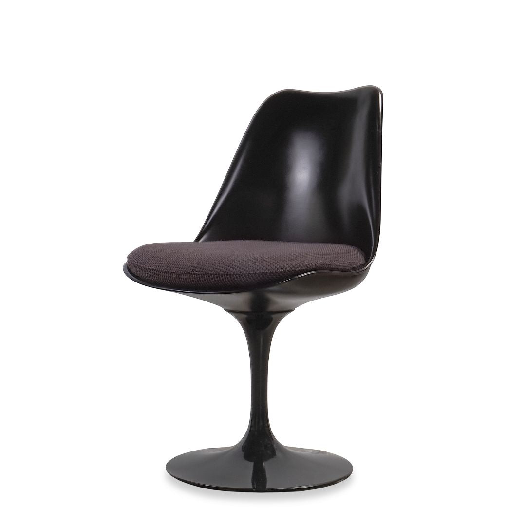 Eero Saarinen Tulip Side or Dining Chairs by Knoll, Set of 4