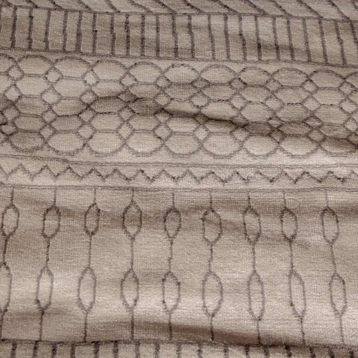 Surya Pisa Area Rug (10 ft x 7 ft 10 in)