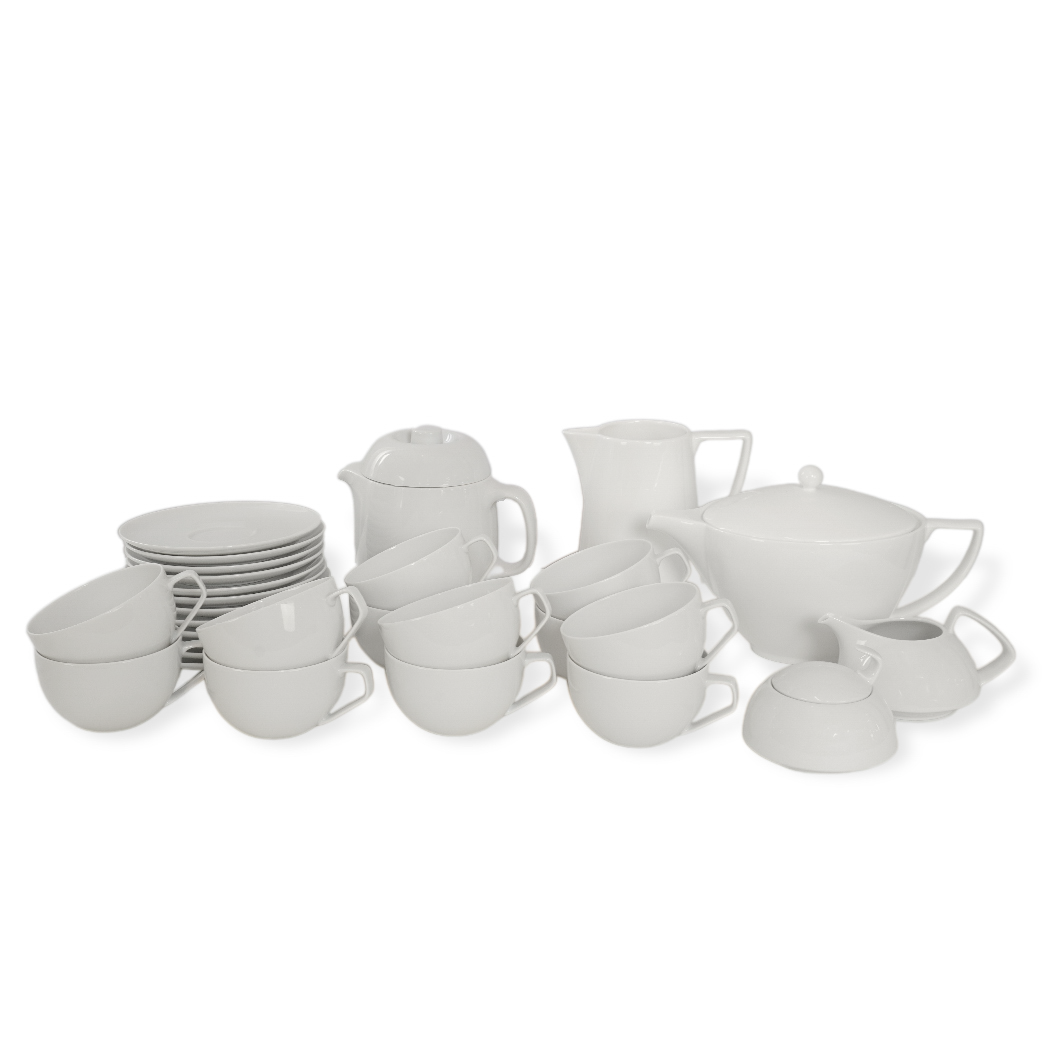 Vintage Rosenthal and Wedgwood Dinnerware Collection, 29 pcs