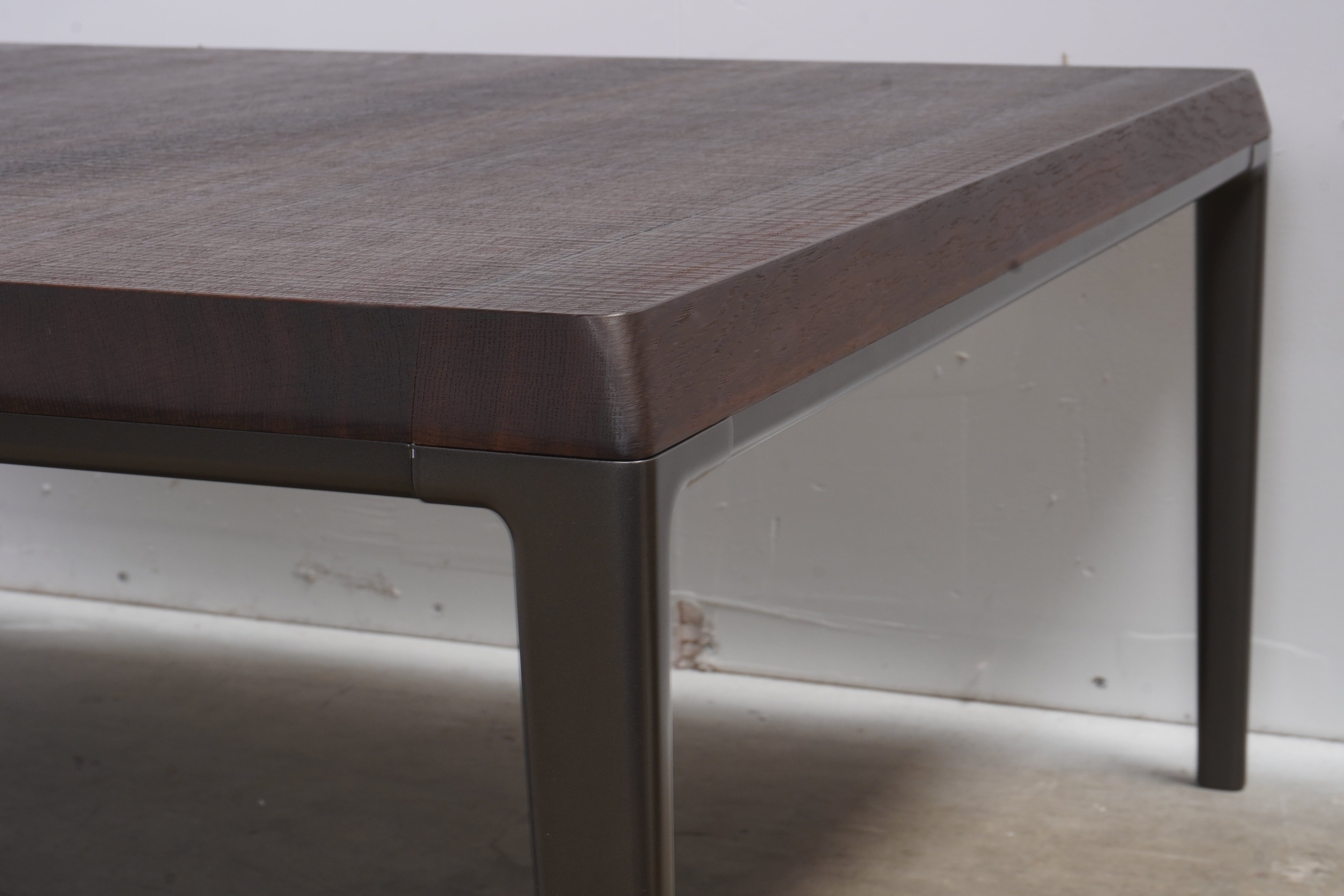 B&B Italia Michel Coffee Table by Antonio Citterio – Resiklo