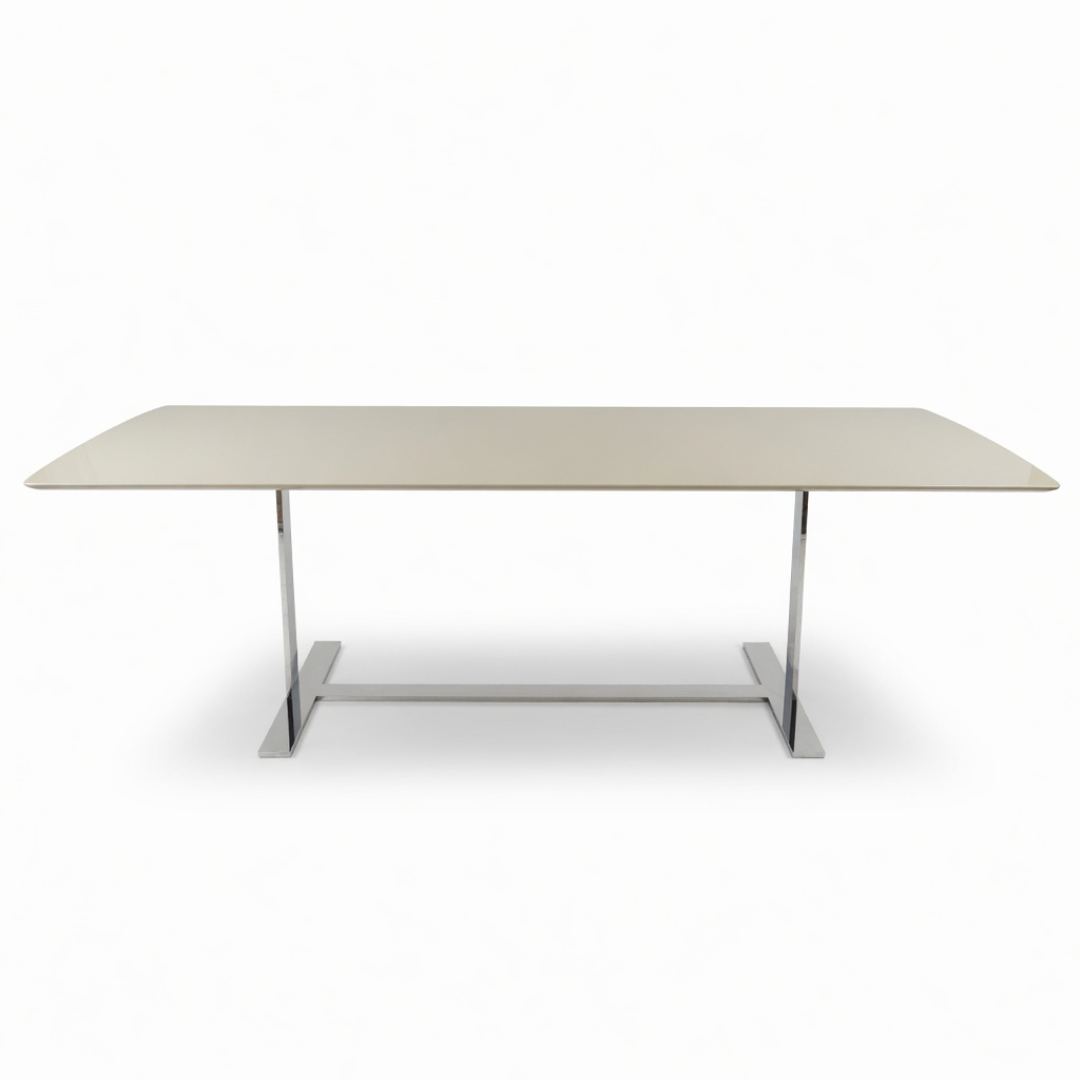B&B Italia Eileen Dining Table by Antonio Citterio