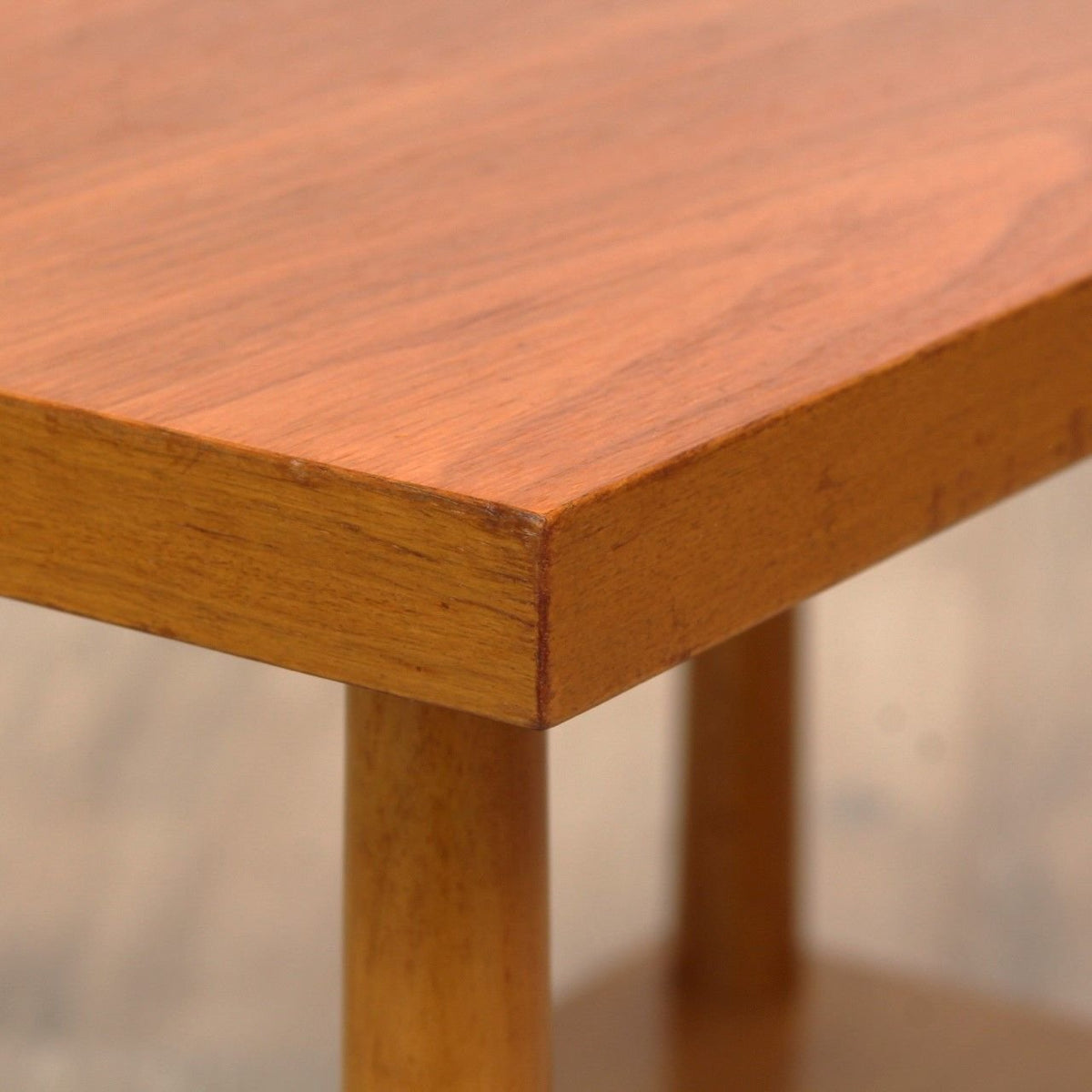 Pair of T.H. Robsjohn-Gibbings 1643 for Widdicomb Reverse Tapered Legs End Tables