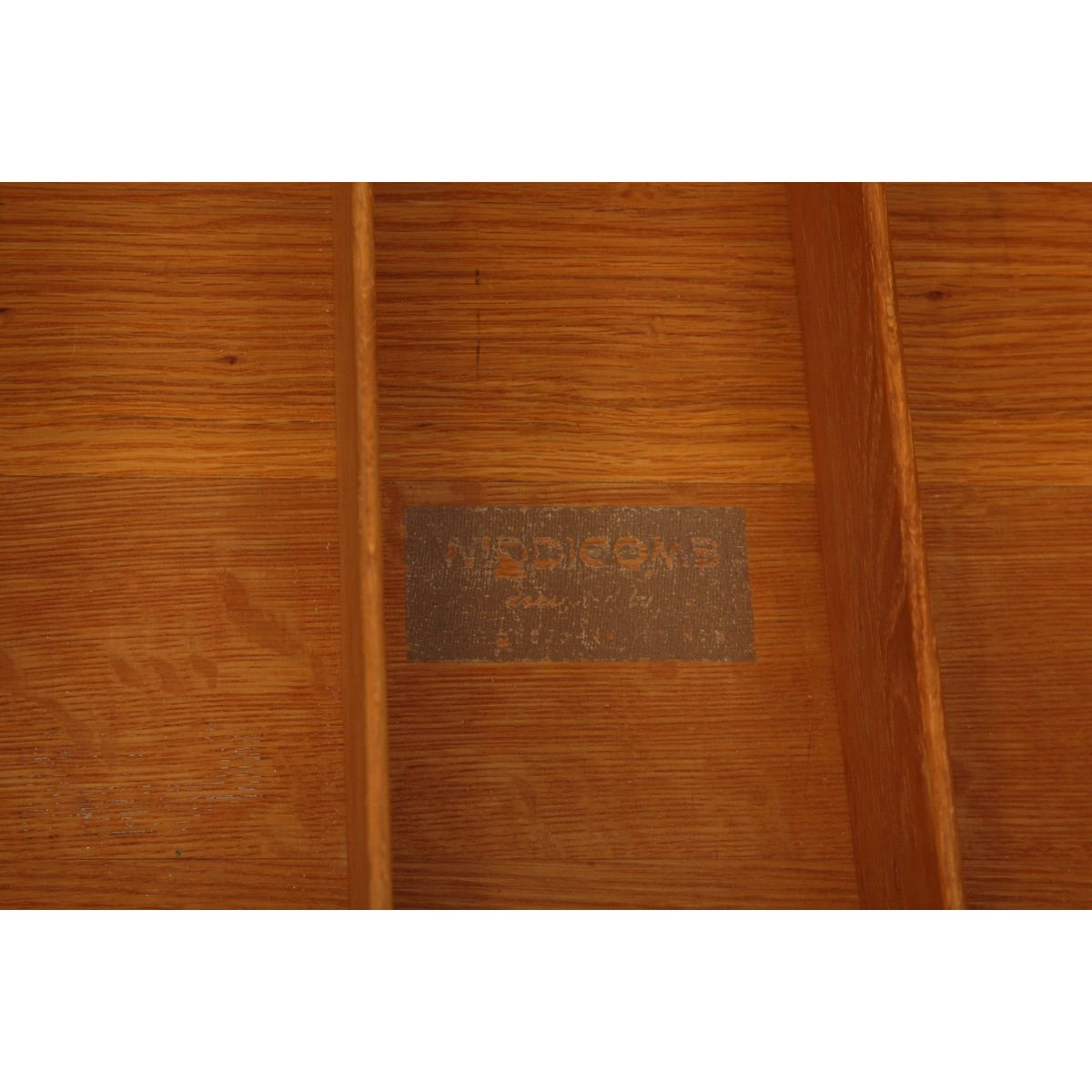 T.H. Robsjohn Gibbings for Widdicomb Mid-Century Modern Bachelor Chest