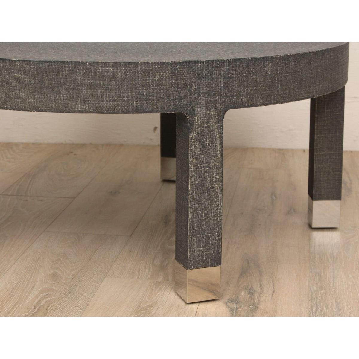Villa & House Dakota Round Coffee Table 40"