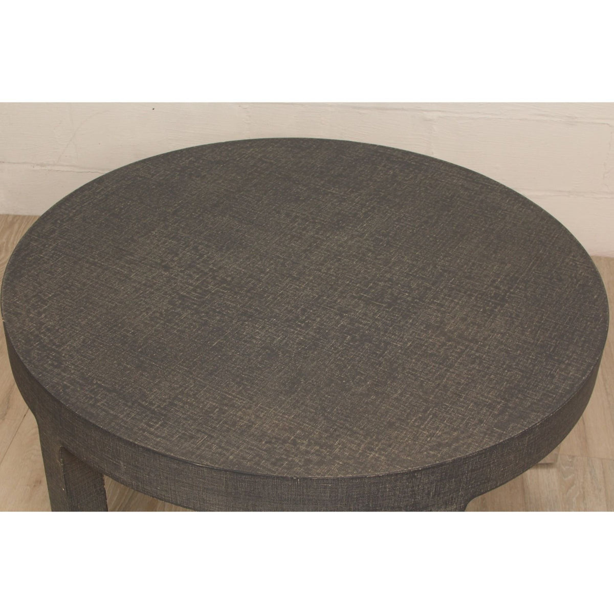 Villa & House Dakota Round Coffee Table 40"