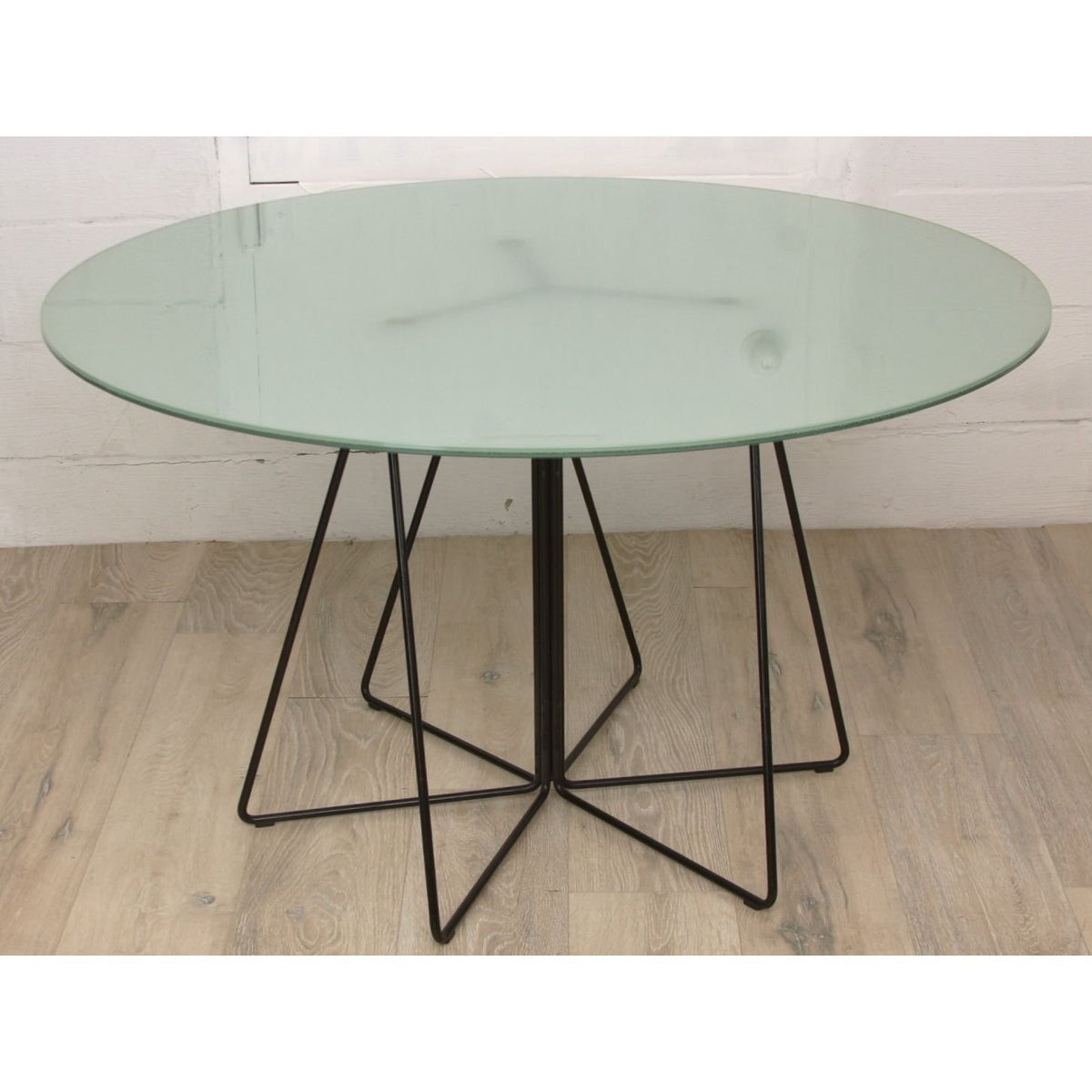 Knoll Paperclip Table by Lella and Massimo